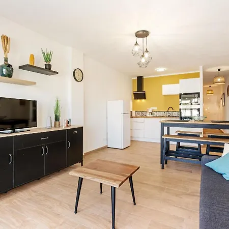 Fuer 4 Personen Ca 50 Qm In Empuriabrava, Costa Brava Golf De Roses * Empuriabrava