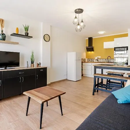 Fuer 4 Personen Ca 50 Qm In Empuriabrava, Costa Brava Golf De Roses Apartment Empuriabrava