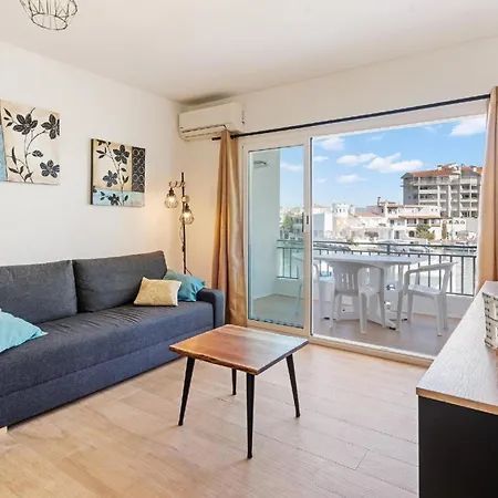 Fuer 4 Personen Ca 50 Qm In Empuriabrava, Costa Brava Golf De Roses