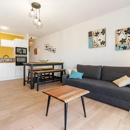 Apartment Fuer 4 Personen Ca 50 Qm In Empuriabrava, Costa Brava Golf De Roses Empuriabrava